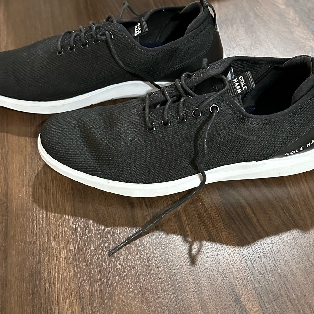 Cole Haan Sneaker